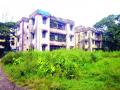 शासकीय कर्मचारी वसाहतींची दैना - Marathi News | The official staff colony | Latest raigad News at Lokmat.com