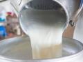 अकोला जिल्ह्यात शासकीय दूध संकलनात वाढ - Marathi News | Increase in government milk collection in Akola district | Latest akola News at Lokmat.com