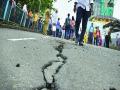 ग्रँट रोडमध्ये पुलाला तडे; दुरुस्तीनंतर वाहतूक सुरू - Marathi News | Bridge to Grant Road; After the repairs the traffic started | Latest mumbai News at Lokmat.com