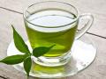 तुम्हीही ग्रीन टी सेवन करताना 'या' चुका करत नाहीत ना? - Marathi News | Side effects of green tea if taken empty stomach | Latest food News at Lokmat.com