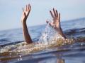 पोहताना तलावात बुडून तरुणाचा मृत्यू, गुहागरातील घटना - Marathi News | Youth drowned in lake while swimming, incident in Guhagar | Latest ratnagiri News at Lokmat.com