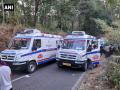 पिकनिकवरून परतताना बस 200 फूट दरीत कोसळली, 10 विद्यार्थ्यांचा मृत्यू - Marathi News | School bus fell down 200 feet in the valley, 10 students died after returning from the picnic | Latest national News at Lokmat.com