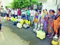 पाण्यासाठी हाहाकार :अनेक ठिकाणी केवळ तासभरच नळ  - Marathi News | Water leakage: Taps only for several hours at several places | Latest nagpur News at Lokmat.com