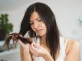 केस रुक्ष आणि फार पातळ झालेत? ५ नैसर्गिक उपाय, केसांचा पोत मस्त - Marathi News | Hair dry and very thin? 5 natural remedies, cool hair texture | Latest sakhi News at Lokmat.com