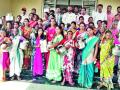 इगतपुरी तहसीलवर महिलांचा हंडा मोर्चा - Marathi News | Igatpuri Tehsilvar Women's Handa Morcha | Latest nashik News at Lokmat.com