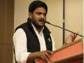 Hardik Patel: 'कार्यकारी अध्यक्ष म्हणजे लग्नानंतर मुलाची नसबंदी करणे', हार्दिक पटेल आपल्याच पक्षावर नाराज? - Marathi News | Hardik Patel: 'Gujarat Congress Executive president Hardik Patel angry with his own party? | Latest national News at Lokmat.com