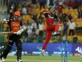 IPL 2021, RCB vs SRH Live Updates : हर्षल पटेलनं इतिहास रचला, जसप्रीत बुमराहचा विक्रम मोडला; सनरायझर्स हैदराबादचा डाव गडगडला - Marathi News | IPL 2021, RCB vs SRH Live Updates : Harshal Patel has the most wickets by an Indian bowler in a single IPL season, SRH 141 for 7 | Latest cricket News at Lokmat.com