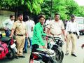 विना हेल्मेट : नागपुरात २४८ चालकांवर कारवाई - Marathi News | Without Helmet : Action against 248 drivers in Nagpur | Latest nagpur News at Lokmat.com