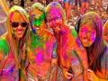 Holi Special : रंगांमुळे त्वचेचं नुकसान होऊ नये यासाठी काय काळजी घ्याल? - Marathi News | Holi Special : Harmful effects colours during holi and know how to remove it api | Latest beauty Photos at Lokmat.com