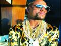 सोने-हिऱ्यांनी झाकलेली असते मेवेदरची बॉडी! - Marathi News | Mayweather body is covered with gold and greens! | Latest other-sports News at Lokmat.com