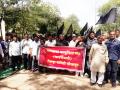 नोटाबंदीच्या विरोधात सोलापूरात विविध पक्षांची निर्दशने, मोर्चा, आंदोलने - Marathi News | Opposition protests against the non-annihilation of different parties; | Latest solapur News at Lokmat.com