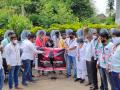 राष्ट्रवादीने उपराष्ट्रपती नायडूंच्या प्रतिमेला काळे फासले - Marathi News | The NCP has tarnished the image of Vice President Naidu | Latest jalgaon News at Lokmat.com