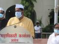एकजुटीने कोरोनावर मात करु - पालकमंत्री बच्चू कडू - Marathi News | Let's defeat Corona with unity - Guardian Minister Bachchu Kadu | Latest akola News at Lokmat.com
