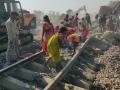 रेल्वे वाहतूक गुरुवारी मध्यरात्री होणार पूर्ववत - Marathi News | Rail traffic will resume at midnight on Thursday | Latest ahilyanagar News at Lokmat.com