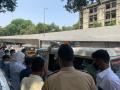 Pune Mini Lockdown : पुण्यात भाजप आक्रमक; खासदार गिरीश बापट यांच्यासह भाजप कार्यकर्त्यांना पोलिसांनी घेतले ताब्यात - Marathi News | Pune Mini Lockdown : Bjp aggressive in Pune; Police detain BJP activists including MP Girish Bapat | Latest pune News at Lokmat.com