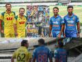 AUS vs IND ODI Series Launch Event: 'जानी दुश्मन'सोबत गप्पा मारल्या; मग ते फोटो काढायला गेले, पण... (VIDEO) - Marathi News | IND vs AUS ODI Travis Head Mitchell Starc Nitish Kumar Reddy And Dhruv Jurel during the ODI Series Launch At Perth Stadium Watch Video | Latest cricket News at Lokmat.com