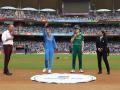 IND vs SA Womens World Cup 2025 Final :आफ्रिकेनं जिंकला टॉस, फायनल जिंकण्यासाठी टीम इंडिया सेट करणार टार्गेट - Marathi News | India Women vs South Africa Women Final Laura Wolvaardt Won Toss And Opted To Field Harmanpreet Kaur Says Play Same Team XI | Latest cricket News at Lokmat.com