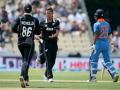 India vs New Zealand 4th ODI : भारतीय संघाची नाचक्की, 14 वर्षांतील सर्वात निराशाजनक सुरुवात - Marathi News | India vs New Zealand 4th ODI : Lowest score at which India lost their first five wickets in ODIs against New Zealand | Latest cricket News at Lokmat.com