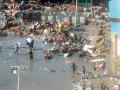 इंडोनेशियात त्सुनामीने हाहाकार; मृतांचा आकडा 832 वर - Marathi News | shocking photos of indonesia tsunami and earthquake | Latest international Photos at Lokmat.com