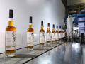 भारताच्या Indri Whiskey नं पटकावला जगातील सर्वोत्कृष्ट व्हिस्कीचा पुरस्कार, दिग्गज ब्रँड्सना टाकलं मागे - Marathi News | India s Indri Whiskey wins World s Best Whiskey award beating legendary brands details | Latest business News at Lokmat.com
