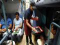 'या' ट्रेनला उशीर झाल्यास जेवणासह इतर सुविधा मिळतील मोफत - Marathi News | indian railways to offer free meals for delayed shatabdi rajdhani and duronto express passengers | Latest business Photos at Lokmat.com