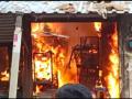 Kalyan Bird Shop Fire: भयाण बुधवार! प्राणी, पक्षी जिवाच्या आकांताने ओरडत होते; दुकानांना लागलेल्या आगीत अनेक मासेदेखील मृत्युमुखी - Marathi News | Kalyan Bird Shop Fire: Animals, birds were screaming for help; Many fish were also killed in the shop fire | Latest crime News at Lokmat.com