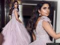 Met Gala 2019 : मेट गालामध्ये प्रियंका, दीपिकापेक्षाही ईशा अंबानीचीच चर्चा! - Marathi News | Met gala 2019 isha ambani violet gown at the pink carpet after marriage | Latest fashion News at Lokmat.com