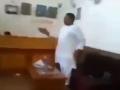 '....तो गोली मार दूंगा', कार्यकर्त्याला रिव्हॉल्व्हर दाखवणाऱ्या BJP नेत्याचा व्हिडीओ व्हायरल - Marathi News | BJP candidate bisahulal singh showing revolver congress set to complain election commission | Latest social-viral News at Lokmat.com