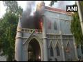 मध्य प्रदेशातील जबलपूर उच्च न्यायालयाच्या इमारतीला आग - Marathi News | Madhya Pradesh: Fire breaks out at Jabalpur High Court | Latest national News at Lokmat.com