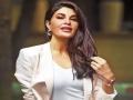 Jacqueline Fernandez: जॅकलीन फर्नांडिसला मुंबई विमानतळावर रोखले; मस्कतला जाणार होती - Marathi News | Jacqueline Fernandez was stopped at Mumbai airport; Look Out Circular By ED in 200 crore Scam | Latest filmy News at Lokmat.com