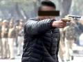 Jamia Firing : मुलाला गोळीबार करताना टीव्हीवर पाहून आईला आली चक्कर; म्हणाली... - Marathi News | Jamia Firing: jamia firing news updates accused persons mother says... | Latest national News at Lokmat.com