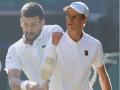 Wimbledon Final: जोकोविचचं विक्रमी ग्रँडस्लॅम जेतेपदाचं स्वप्न भंगले; यानिक सिनरनं एकतर्फी मात देत गाठली फायनल - Marathi News | Jannik Sinner Beats Novak Djokovic To Set Up Maiden Wimbledon Final 2025 With Carlos Alcaraz | Latest other-sports News at Lokmat.com