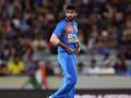Jasprit Bumrah: टीम इंडियाचा प्रमुख गोलंदाज जसप्रीत बुमराह 'हरवलाय'? - Marathi News | Agree or not, Jasprit Bumrah lost his form after injury?  see stats | Latest cricket News at Lokmat.com