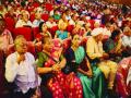 ज्येष्ठ नागरिकदिनीच ज्येष्ठांची कुचेष्टा - Marathi News | Kidding of Senior Citizen by KDMC | Latest thane News at Lokmat.com