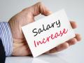 यंदा तुमच्या पगारात हाेणार इतकी वाढ; काहींसाठी खुशी तर काहींना मिळेल ठेंगा - Marathi News | The financial year has come to an end and the salaried class is looking for a salary hike. | Latest business News at Lokmat.com