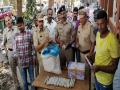 मुंब्रा पोलिसांनी विस्फोटक साहित्य केले जप्त - Marathi News | Explosive materials were made in the lamp | Latest crime News at Lokmat.com