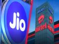 फोनचा रिचार्ज महागला, सर्वसामान्यांना मोठा फटका; Jio नंतर आता Airtel प्लॅनही महाग - Marathi News | Recharge of phones became expensive, a big hit for common people; After Jio, now Airtel plans are also expensive | Latest business News at Lokmat.com