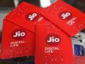Coronavirus : Reliance Jioचा जबरदस्त प्लॅन; 350 जीबी डेटासह बरंच काही - Marathi News | Coronavirus : reliance jio yearly prepaid plan comes with 350 gb data vrd | Latest tech News at Lokmat.com