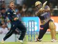 IPL 2019 KKR vs DC : एकाच सामन्यात शतक व हॅटट्रिक करणारे दोन योद्धे घेऊन KKR मैदानात - Marathi News | IPL 2019 KKR vs DC: In the same match, two warriors carrying hundreds and hat-tricks in KKR field | Latest cricket News at Lokmat.com