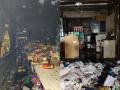 ठाण्यात चार दुकानांना आग; कोणतीही जीवितहानी नाही - Marathi News | Fire at four shops in Thane; No casualties | Latest thane News at Lokmat.com