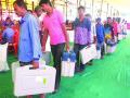 साहित्यासह पोलिंग पार्ट्या रवाना - Marathi News | Leave the polling parties with the material | Latest thane News at Lokmat.com