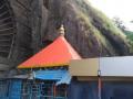 कार्ल्यातील एकवीरा कळस चोरीच्या निषेधार्थ महाआरती; महिना उलटूनही लागेना तपास - Marathi News | Maharaati's protest against the stolen monopoly at Karlia; Investigation of the month after the reverse | Latest pimpri-chinchwad News at Lokmat.com