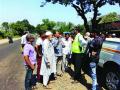चौपदरीकरणाचे काम पाडले बंद - Marathi News | The four-fold work was demolished | Latest raigad News at Lokmat.com