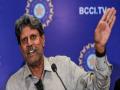 "...तर खेळू नका, केळी विकण्याचे दुकान थाटा !" - Marathi News | kele-ki-shop-lagao-ande-becho-ja-ke-kapil-dev-ridicules-pressure-of-ipl-indian-cricket-with-controversial-remark-ipl-team-india-players | Latest cricket News at Lokmat.com