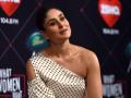  ‘बेबो’ करिना कपूर बनली ‘रेडिओ जॉकी’, पाहा, ट्रेलर!! - Marathi News | Kareena Kapoor Khan to debut as RJ with ‘What Women Want’ | Latest filmy News at Lokmat.com