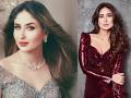 मॉर्डन ब्राइडच्या रूपामध्ये क्लासी दिसत होती करिना कपूर खान - Marathi News | Pics of kareena kapoor khan as new age bride | Latest fashion News at Lokmat.com