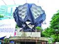 कर्वे पुतळ्याच्या ५० लाखांचा चुराडा - Marathi News | Chorus of Rs 50 lakh to Karve statue | Latest pune News at Lokmat.com
