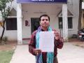 बाबो! नवऱ्याने मजुरी करून मोठ्या कष्टाने बायकोला शिकवलं; शिक्षिका होताच 'ती' गेली पळून - Marathi News | laborer husband made teacher his wife-know what happen next | Latest national News at Lokmat.com