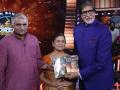प्रकाश आमटेंच्या लोक बिरादरी प्रकल्पाला बिग बींनी दिली देणगी - Marathi News | Amitabh Bachchan donates donations to Prakash Amte's Lok Biradi project | Latest filmy News at Lokmat.com