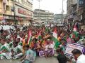 विविध मागण्यांसाठी श्रमजीवी संघटनेचा केडीएमसीवर बिऱ्हाड मोर्चा - Marathi News | Morcha on KDMC of the Labor Party for various demands | Latest thane News at Lokmat.com